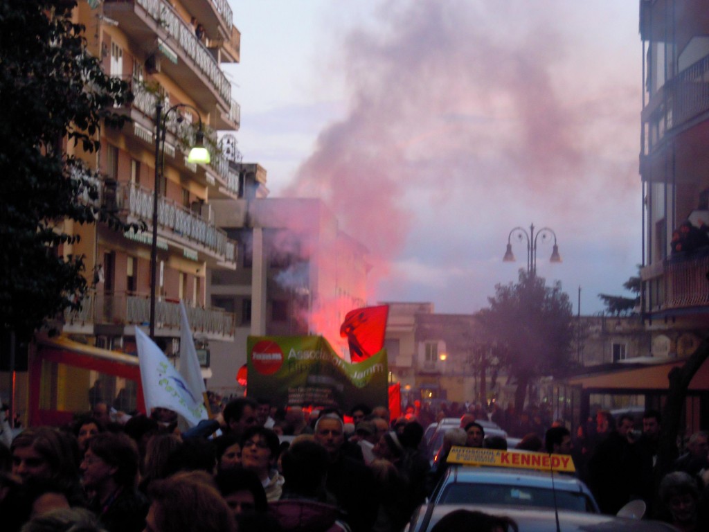 Terzigno, torna il presidio (Foto Giovanna Sorrentino) (6) Terzigno, torna il presidio (Foto Giovanna Sorrentino) (6)