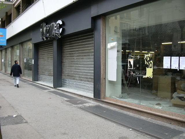 FNAC_in_allestimento_anno_2003