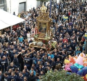 Processione Madonna della Neve
