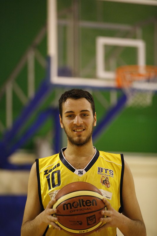 Alessandro Salvatore (ala Nuova Pol. Stabia)