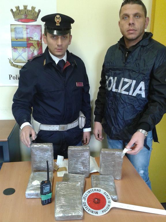 Scampia sequestro droga