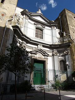 240px-Chiesa_di_San_Raffaele_a_Materdei100_5590