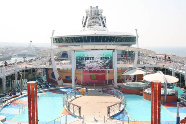 Il porto di Napoli ospita la Liberty of the Seas