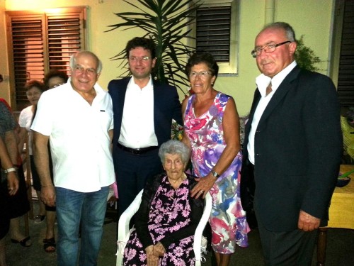 Antonetta P, Sindaco e familiari (1)