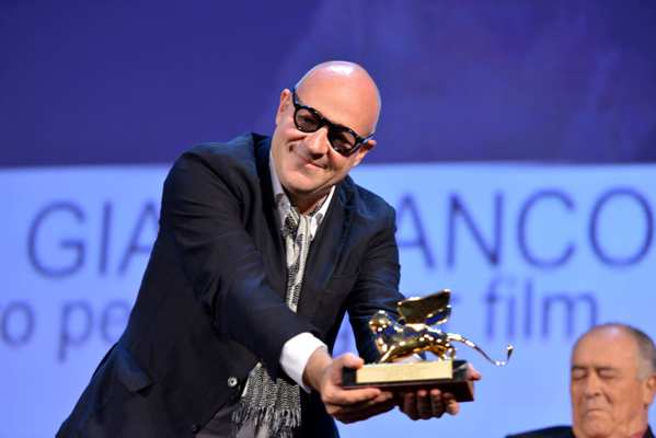 Leone d'oro a Gianfranco Rosi per il film Sacro Gra.
