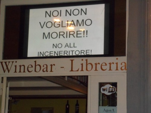 giugliano protesta commercianti