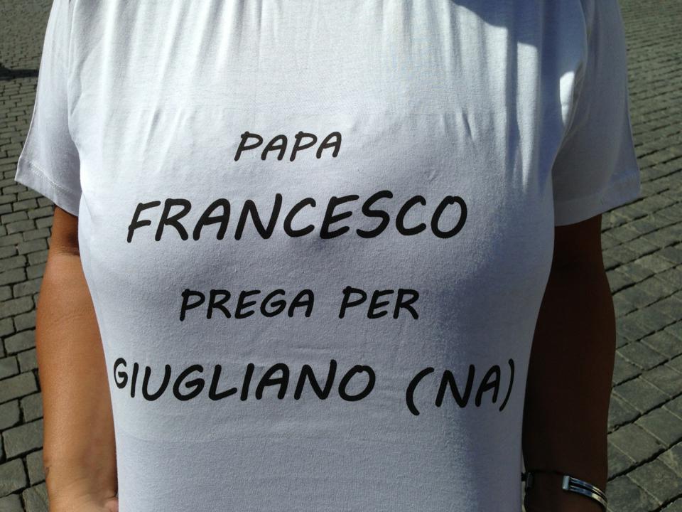 papa francesco prega per giugliano