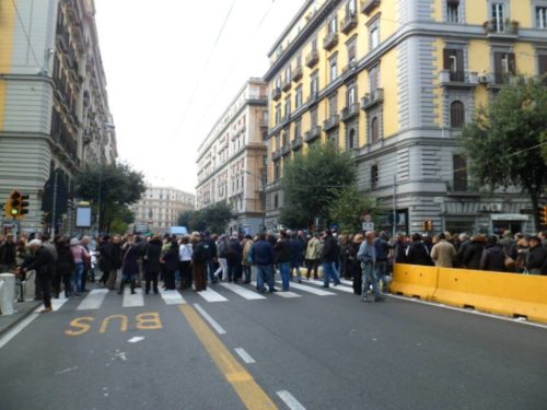 blocco stradale di stamattina a c.so Umberto.3