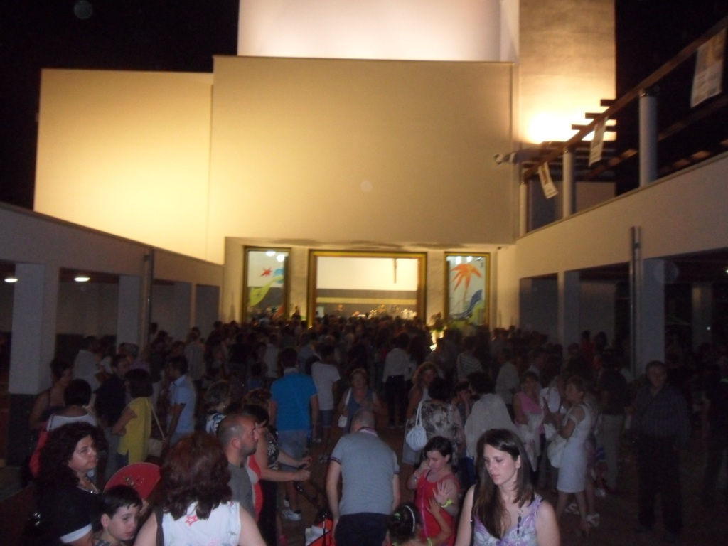 spazio antistante chiesa