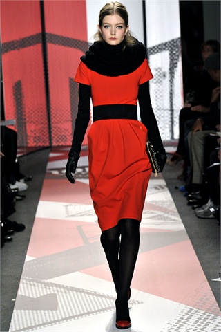 dkny-r004-2009.02.15.23.43.27.492857_base