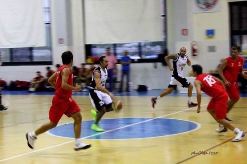 Giuseppe catapano (ala C.A.P. Nola) in azione di gioco
