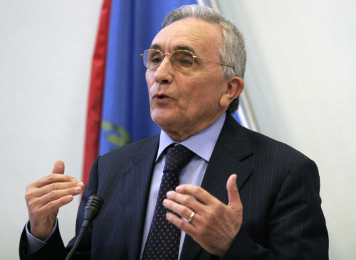 sindaco parla