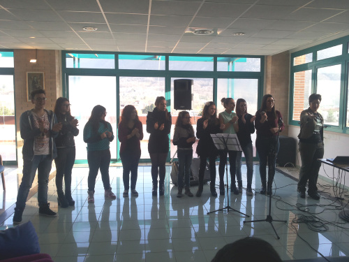 Foto esibizione presso l'Hospice