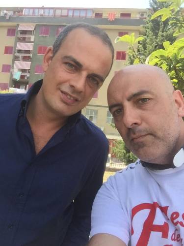 Il sindaco Francesco Pinto e don Sabatino Perna della  parrocchia San Gennaro