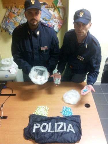 Droga arresto scampia2