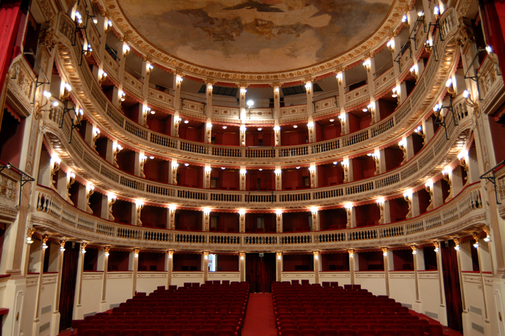 teatro stabile stagione