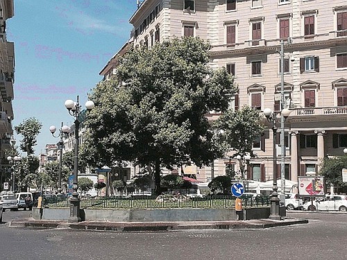 Piazza Vanvitelli