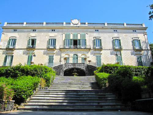 Napoli_-_Villa_Floridiana