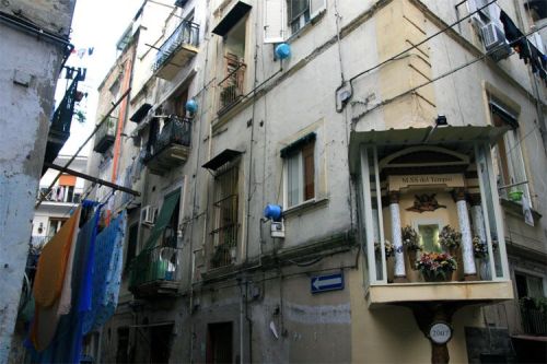 napoli_quartieri_spagnoli_5104