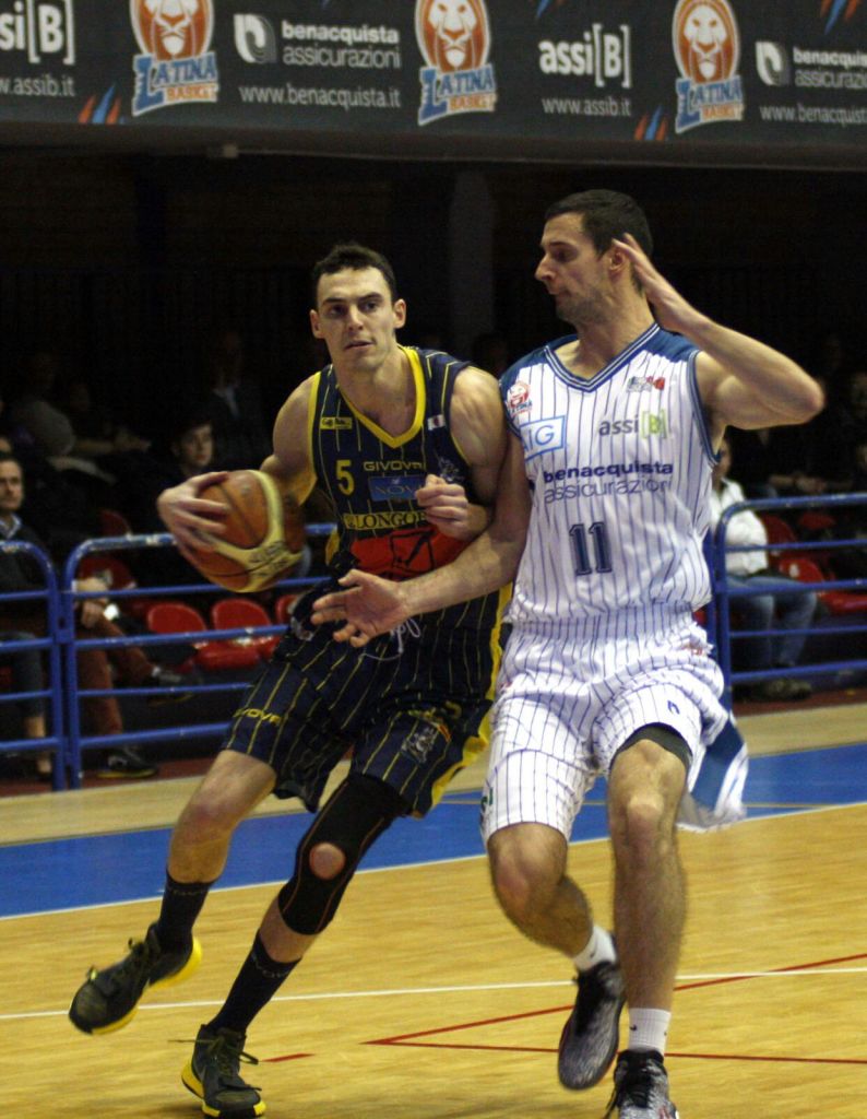 Nicholas Crow in azione