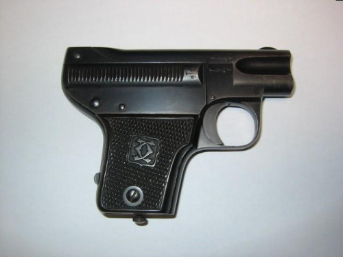 pistola clement 1910
