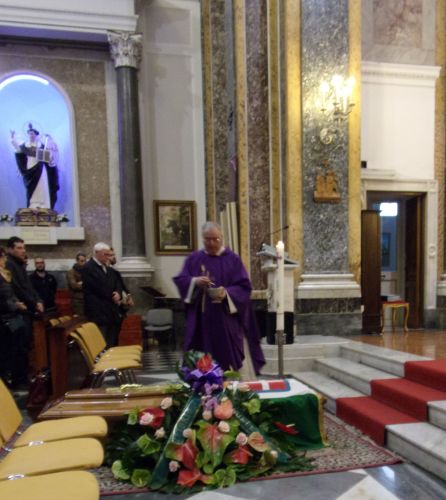 Ultimo saluto all'ufficiale Giuseppe Balzano