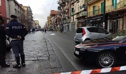 Il luogo dell'agguato con la vittima