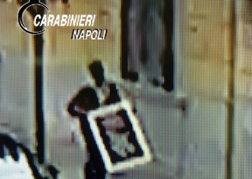 QUADRO carabinieri castellammare stabia furto 1