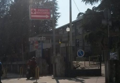abusivi napoli ospedale san paolo