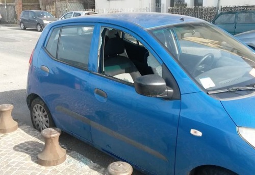 napoli bagnoli raid auto vandali