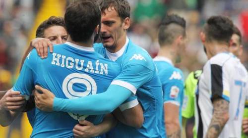 napoli espulsione higuain