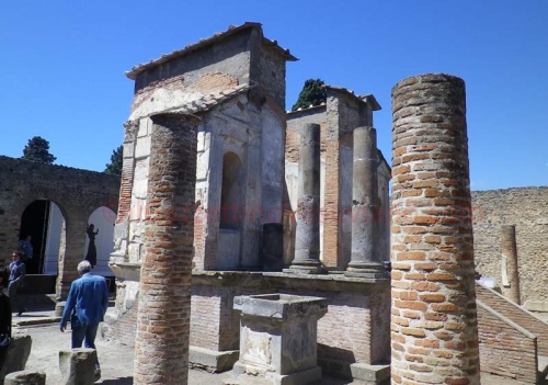 pompei_tempio_iside