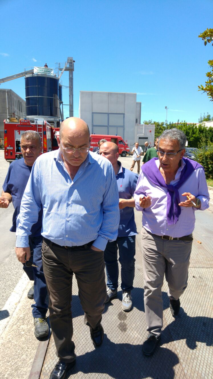 protesta depuratori castellammare