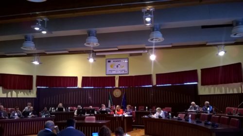 Scafati - consiglio comunale con maggioranza assente