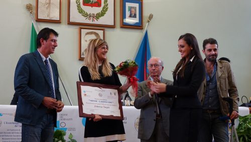 premio-a-federica-angeli