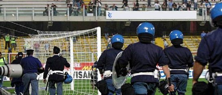 polizia-allo-stadio