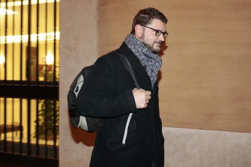 Gennaro Migliore, raggiunge la riunione del PD sulle riforme costituzionali, Roma, 7 Gennaio 2015. ANSA/ RICCARDO ANTIMIANI