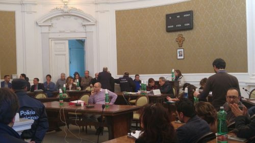 castellammare occupazione consiglio m5s