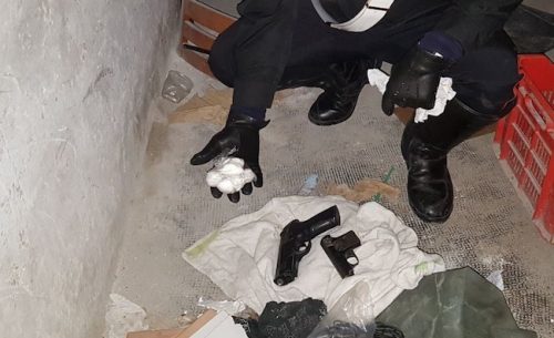 armi droga torre annunziata poverelli