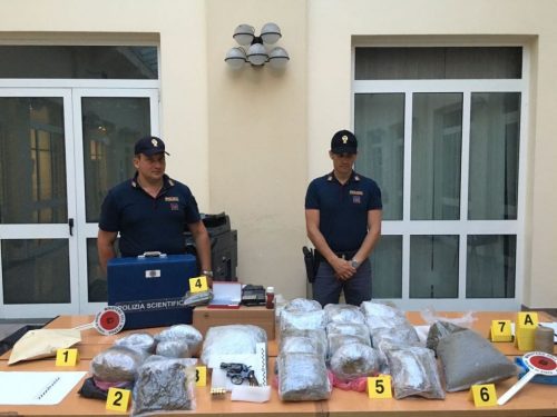 polizia castellammare