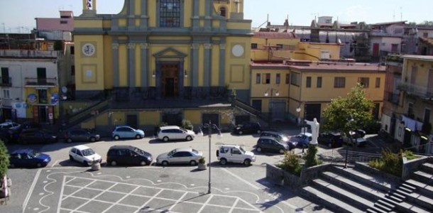 piazza-amodio-pollena