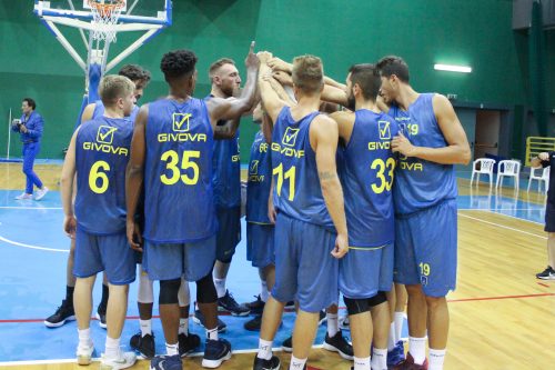 Givova Scafati in amichevole contro Sidigas Avellino
