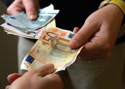 Pianura, imprenditore denuncia usuraio: in manette un 40enne napoletano