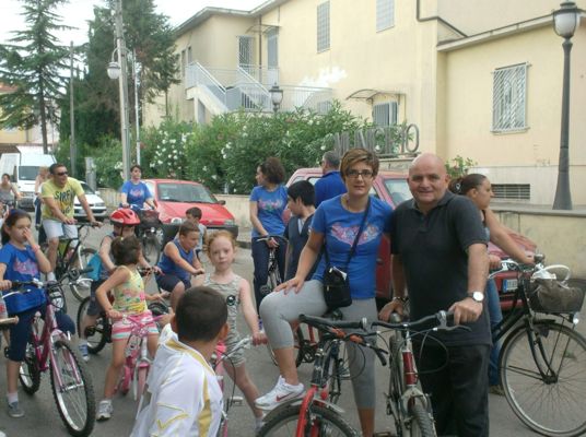 1. Pres. Ass.ne Parapapa- Angelica Simone e Ass.re Sport - Felice Porcaro Biciclettata a Mariglianella 11.7.2013
