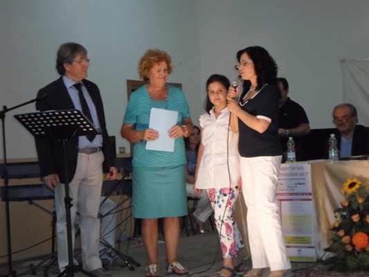 Antonietta Mollica premiata con insegnante