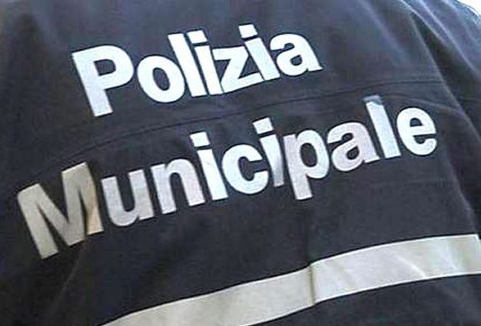 chiuso ristorante abusivo gragnano