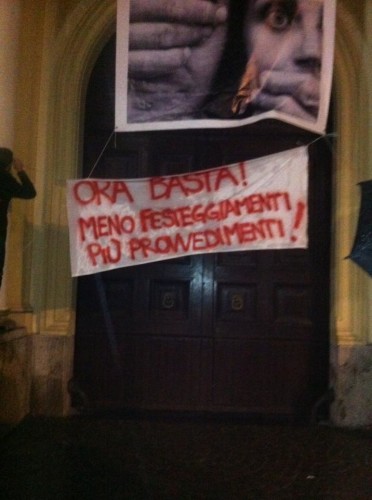 1458894_10201316572415861_815761318_n