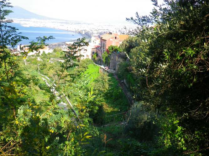 Castellammare_via_Fratte_muro_fontanella (5)