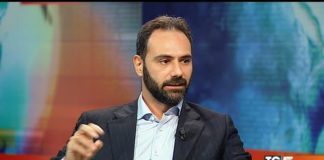 Castellammare: i giovani incontrano il pm della Dda Catello Maresca