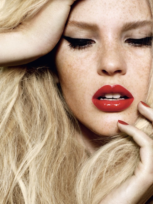 001PE6o1gy6FlWwt9lqec&690